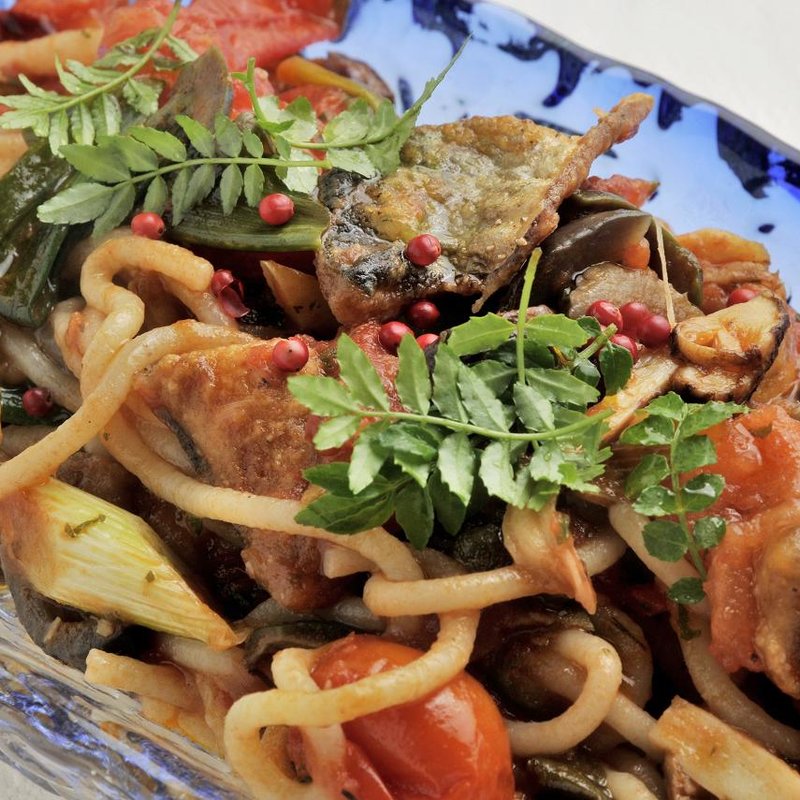 トマトと鮮魚のフリットパスタ(ＢＩＴＴＯ （イタリア料理ビット）)
