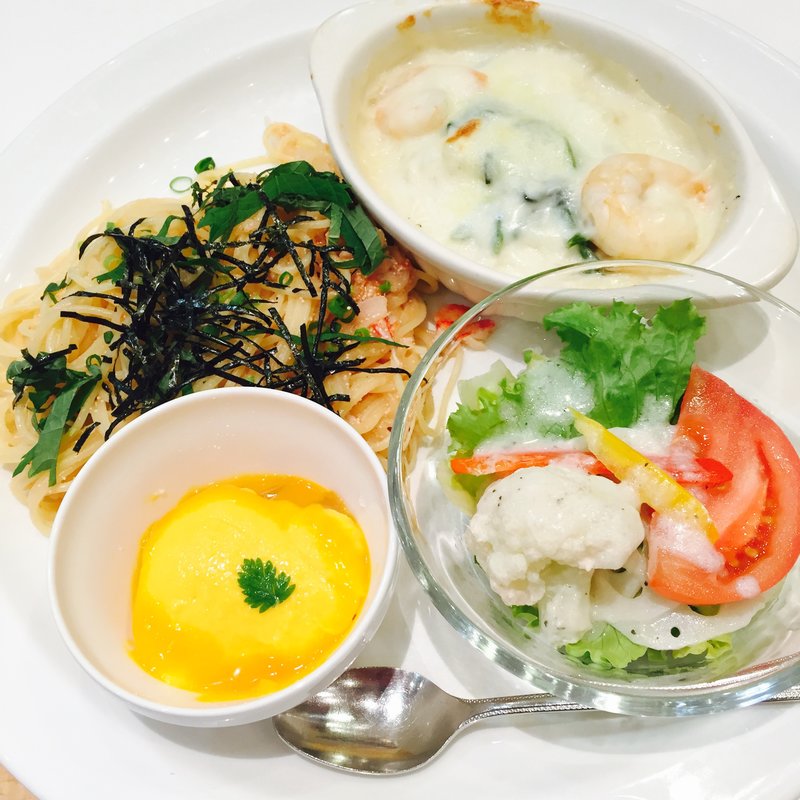 パスタとライスグラタンの盛合せプレート(オリーブハウス 阪急西宮ガーデンズ店)