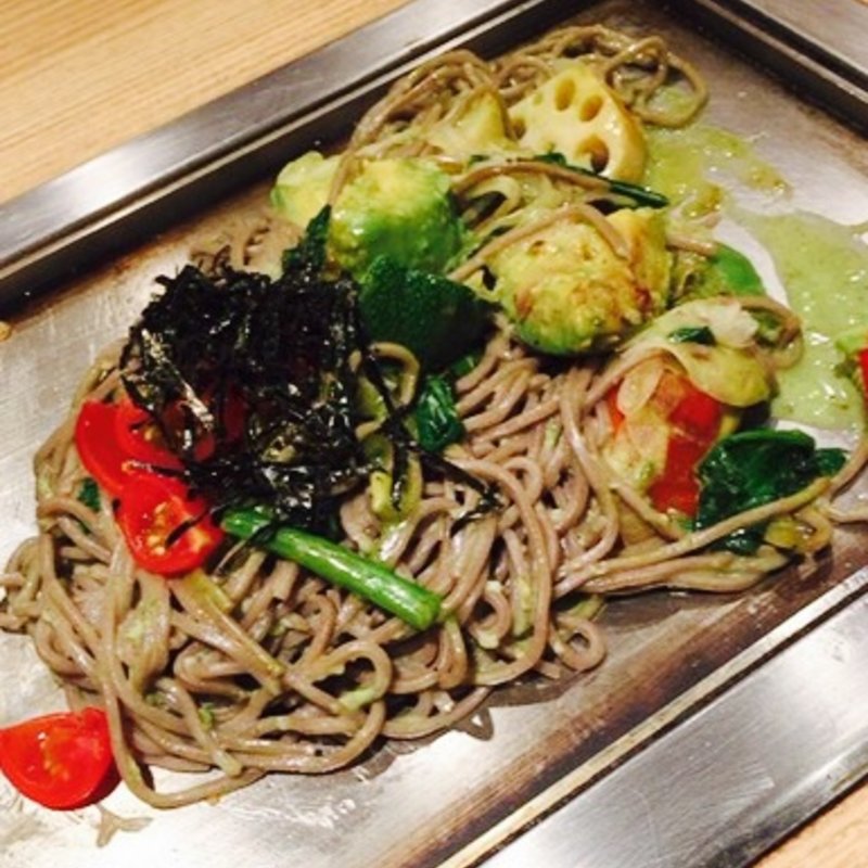 アボカド黒焼きそば(野菜ミックス)(京ちゃばな )