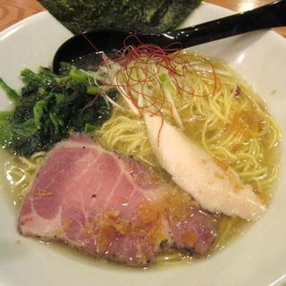 純鶏ホタテ塩らーめん(三代目らーめん処 まるは 極KIWAMI 船橋店)