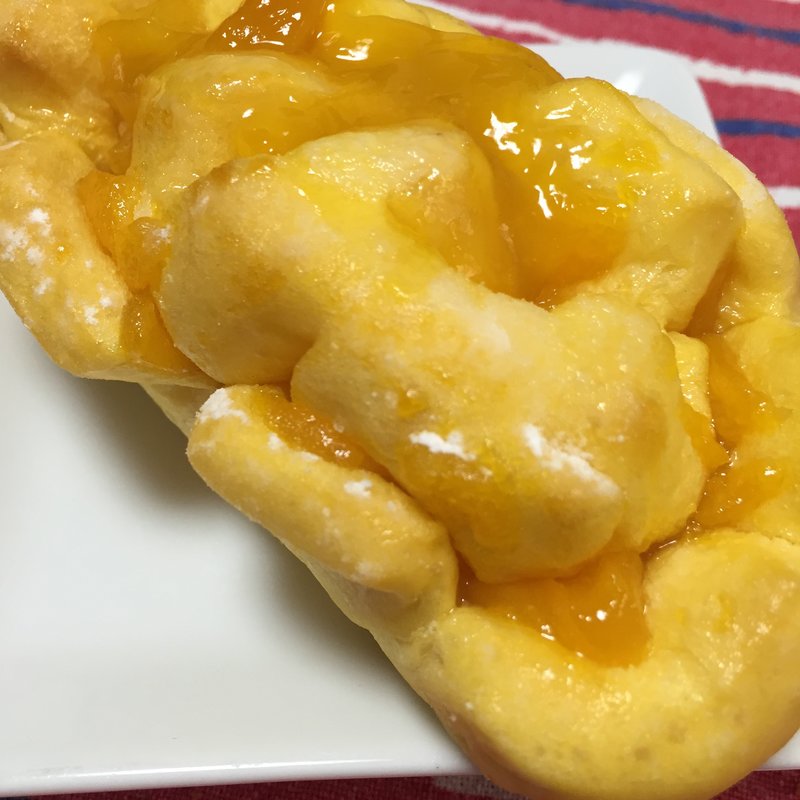 スイートマンゴーパン(万代 五条西小路店)