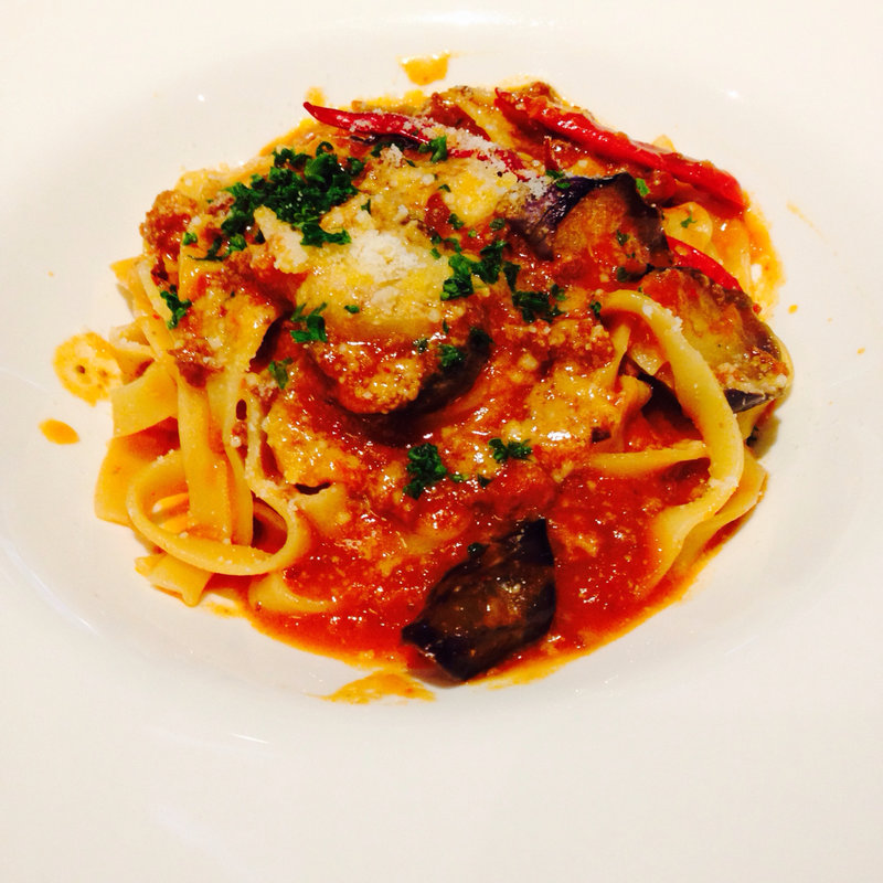 茄子を使ったピリ辛ディアボロネーゼ(bottega 柏店)