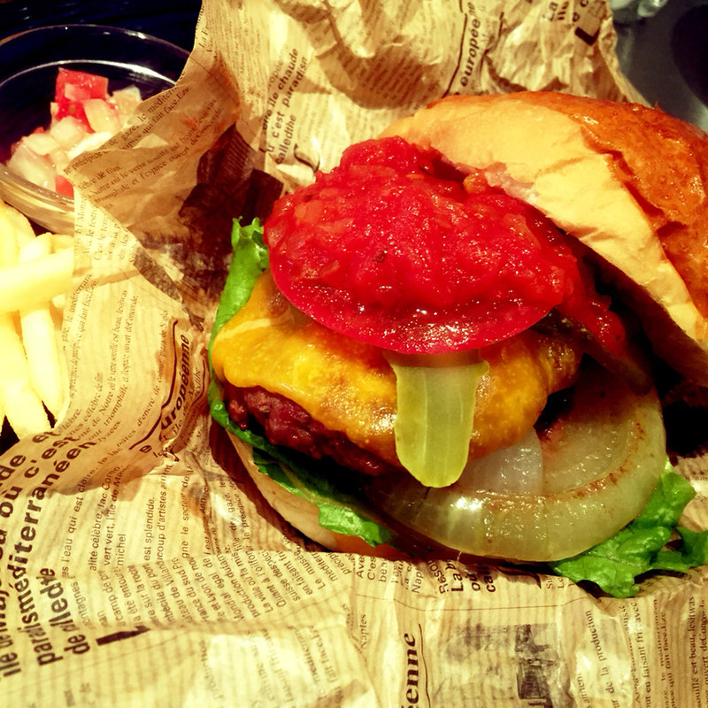 ハンバーガー(BURN SIDE ST CAFE （バーンサイドストリートカフェ）)
