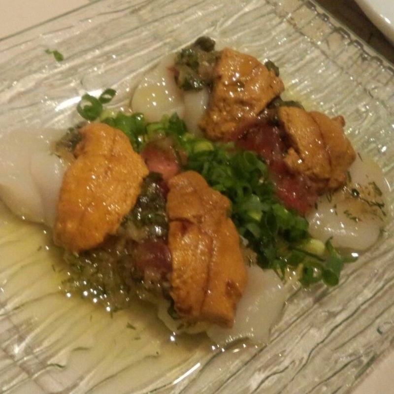 うにとホタテのカルパッチョ(うに屋のあまごころ)