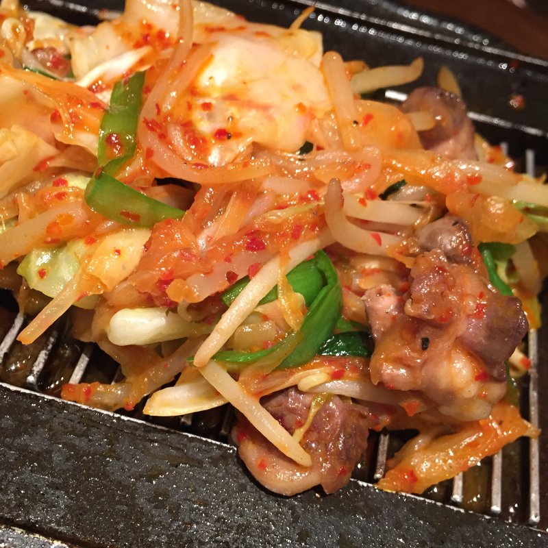 鳥もつの鉄板焼き(鳥あさ )