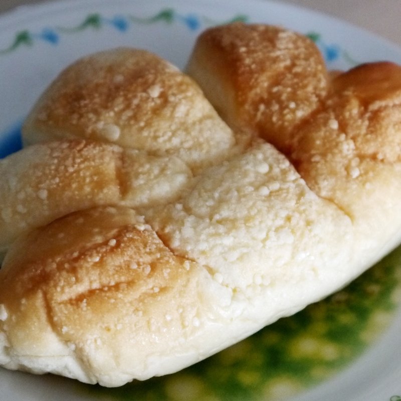 牧場のジャージークリームパン(オギノパン 本社工場直売店)