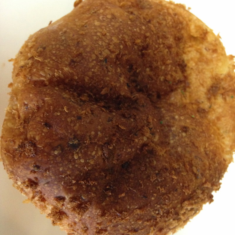 スパイシーカレーパン(ブーランジェリーユイ 藤沢本店)