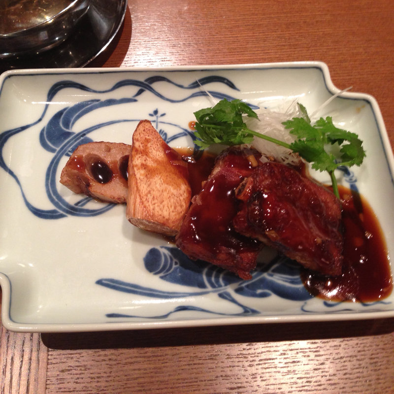 黒酢のスペアリブ(中国菜飄香 麻布十番本店)