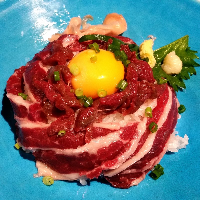 馬肉丼(馬菜 銀座本店 （バサイ）)