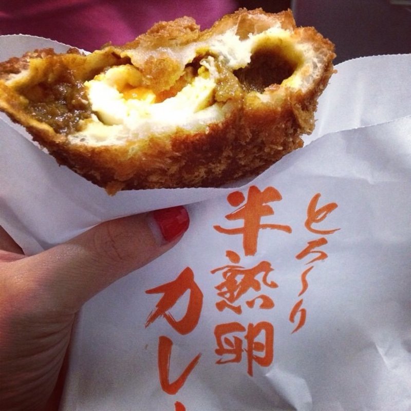 半熟卵のカレーパン(天馬 浦和店)