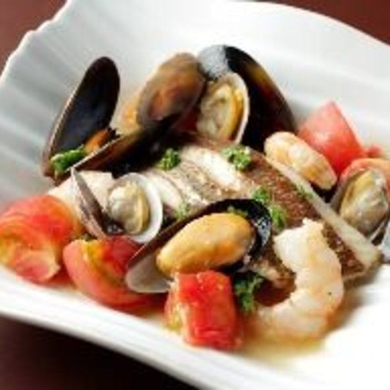 魚介のアクアパッツァ(ヴェンティ)