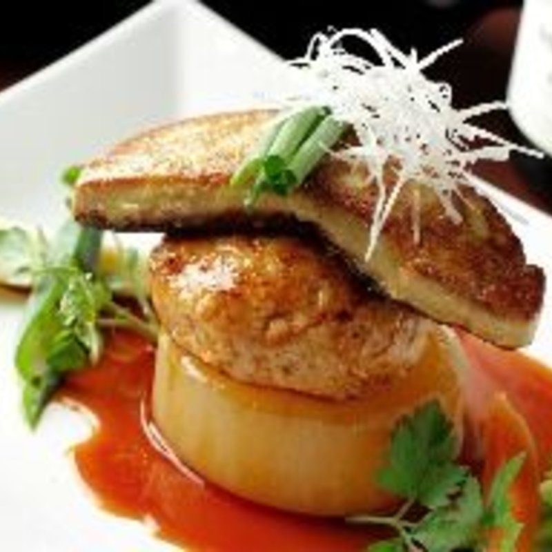 フォアグラ・つくね・大根のミルフィーユ仕立て(ヴェンティ)