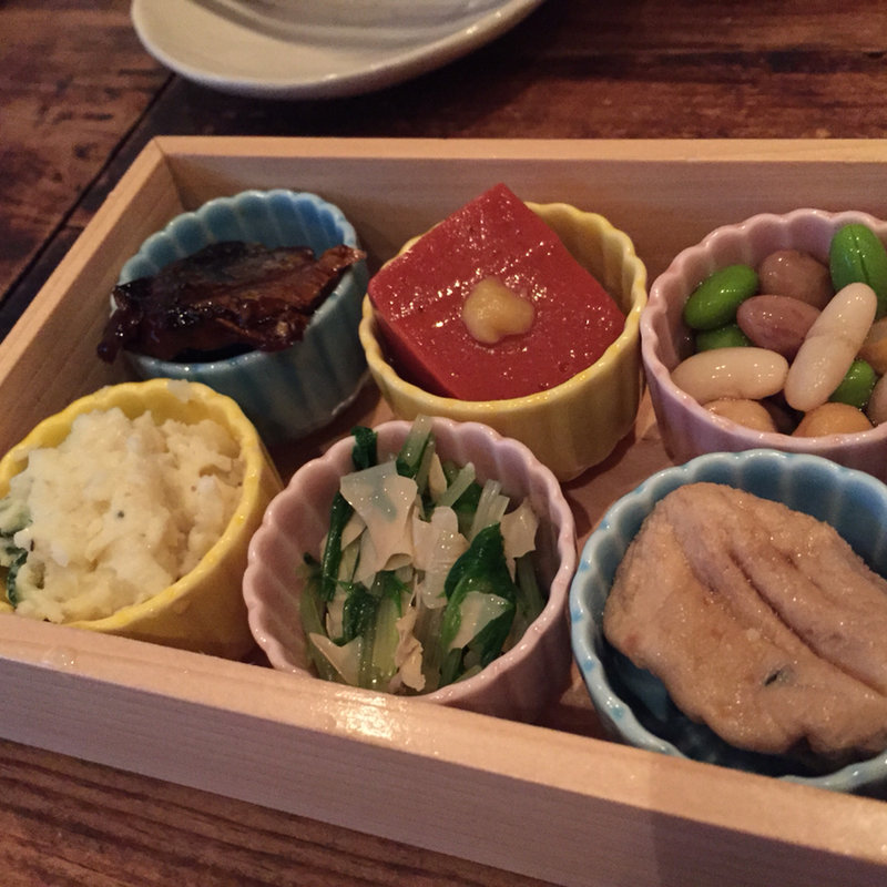 豆ちゃのおばんざい箱 (京都石塀小路豆ちゃ 日本橋)