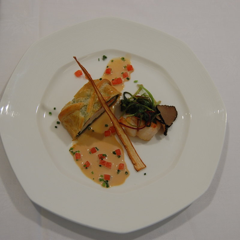 伊勢海老と旬魚のクネル(ブラッセリー トモ （Brasserie Tomo）)