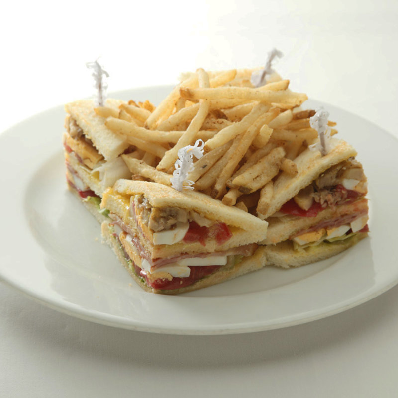 クラブサンド“ベルトレ”(ル・カフェ・ベルトレ （Le cafe BERTHOLLET）)