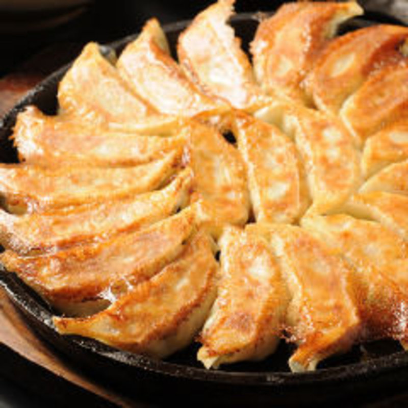 鉄鍋餃子(九州酒場　博多流。 錦糸町店 )