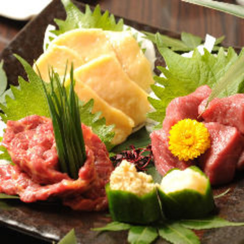 馬刺し三種盛り(九州酒場　博多流。 錦糸町店 )