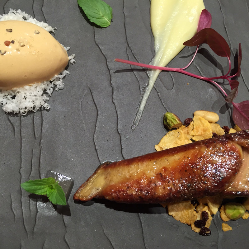 フォアグラのソテー リンゴの3つのテクスチャー(俺のスパニッシュ)