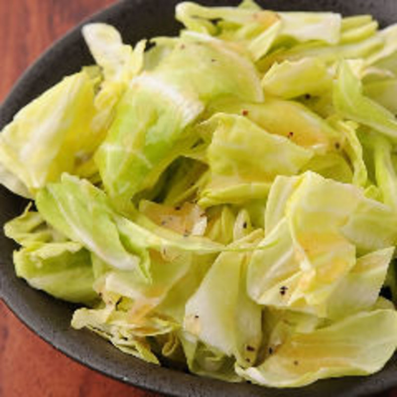 キャベツの塩ゴマ和え(熊NO庭 錦糸町店 （クマノニワ）)