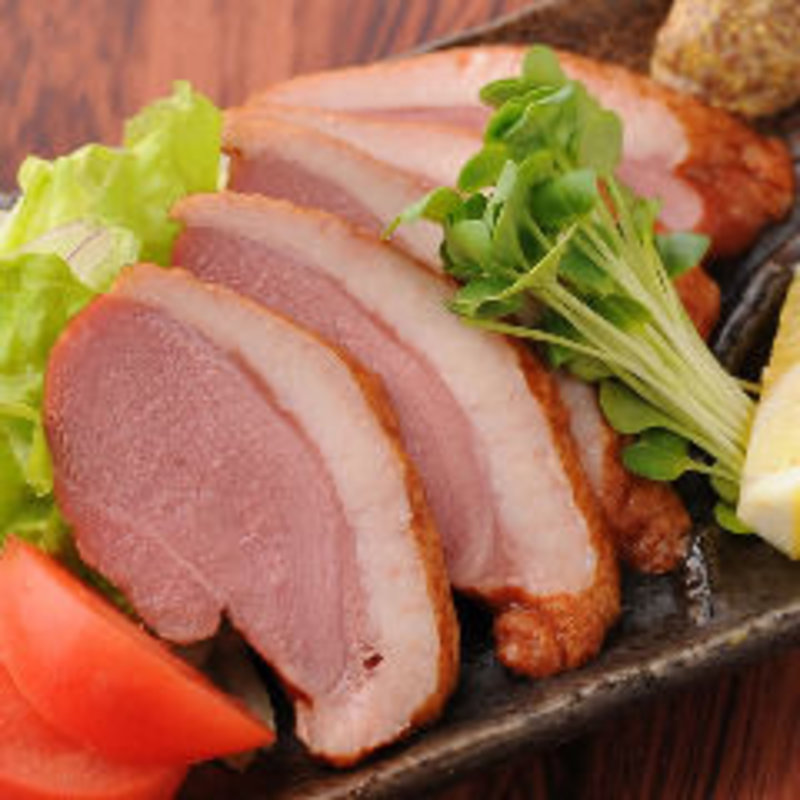 厚切りチャーシュー(熊NO庭 錦糸町店 （クマノニワ）)