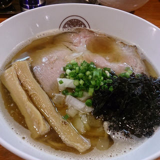 煮干魚介ラーメン(らぁ麺 とうひち )