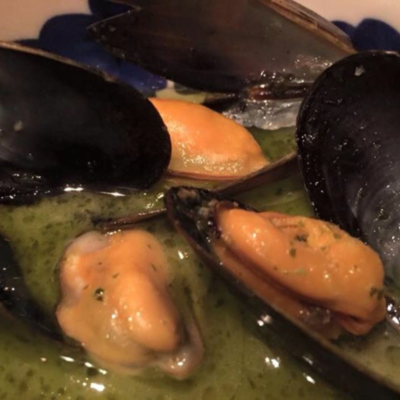 ムール貝のガーリックバター(ミュゼ茶屋町)