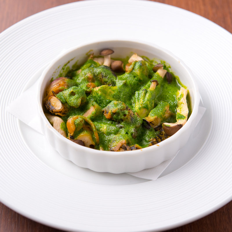 エスカルゴと木の子のココット(ロッソ エ ビアンコ （Rosso e Bianco）)