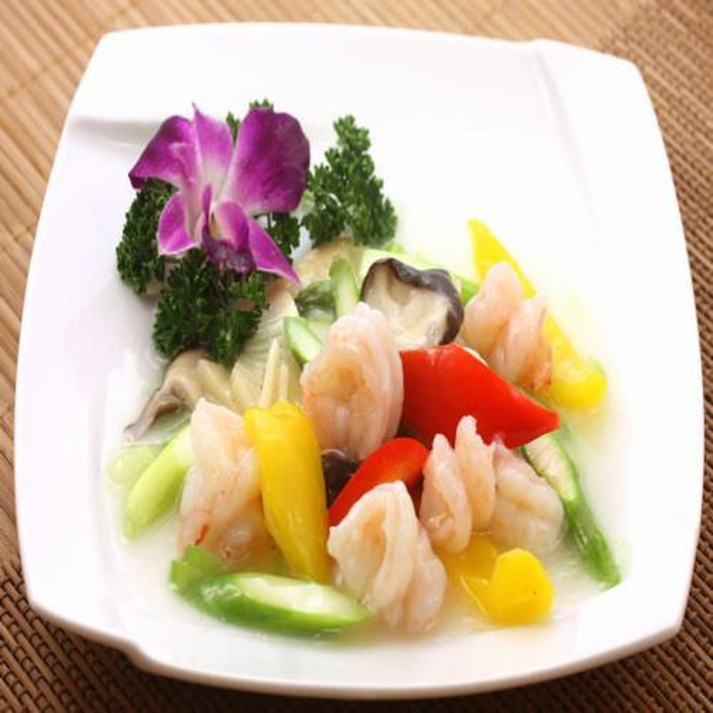 エビと野菜のぷりぷり炒め(安安酒楼)