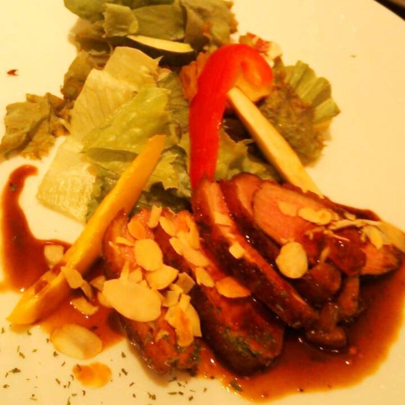 京鴨のロースト　木の実＆オレンジの赤ワインソース(アンシャンテ ハービス梅田 （Enchante Herbis Umeda）)