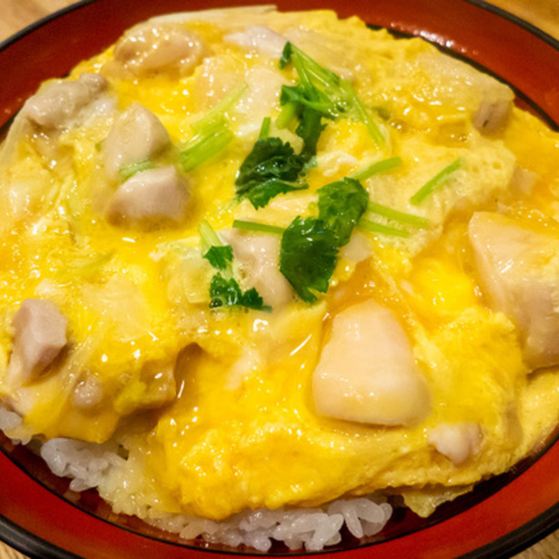 親子丼 (やきとり屋 神保町)