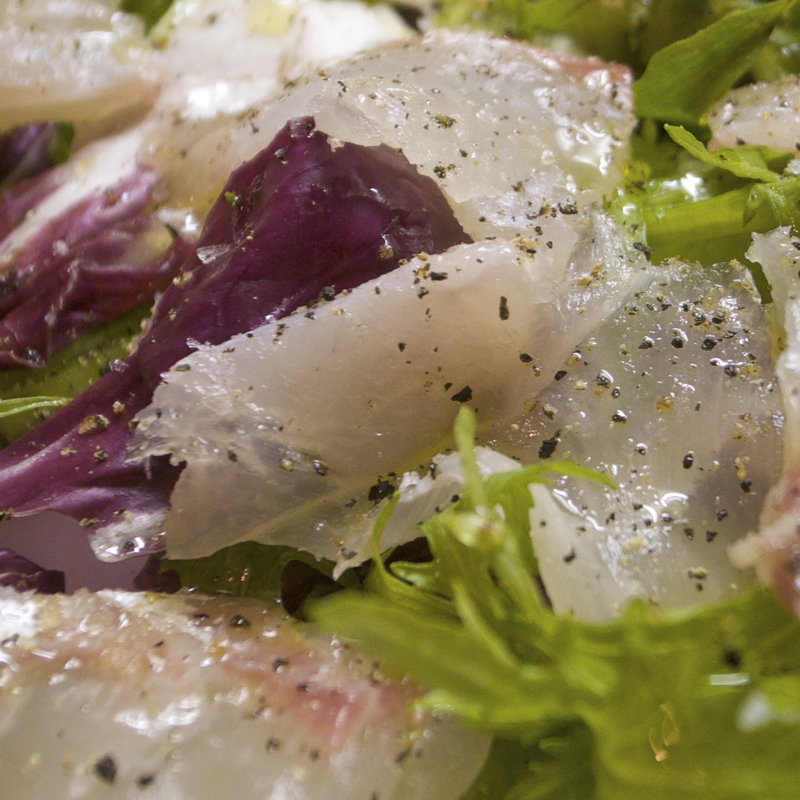 産地直送！天然鮮魚のカルパッチョ　サラダ仕立て(ラ ファーメ （La Fame）)