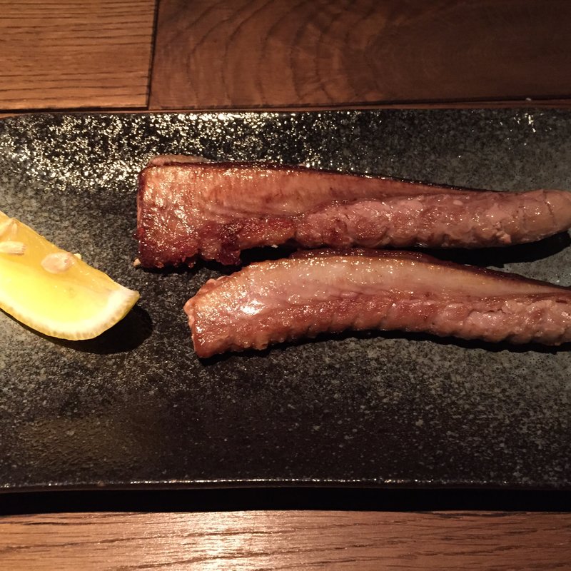 鮭の腹皮(BAR SUIKYO)