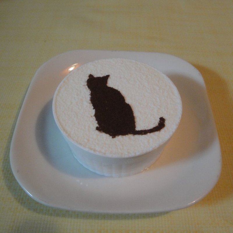 黒ねこのティラミス(シャノワール 中環門真店)