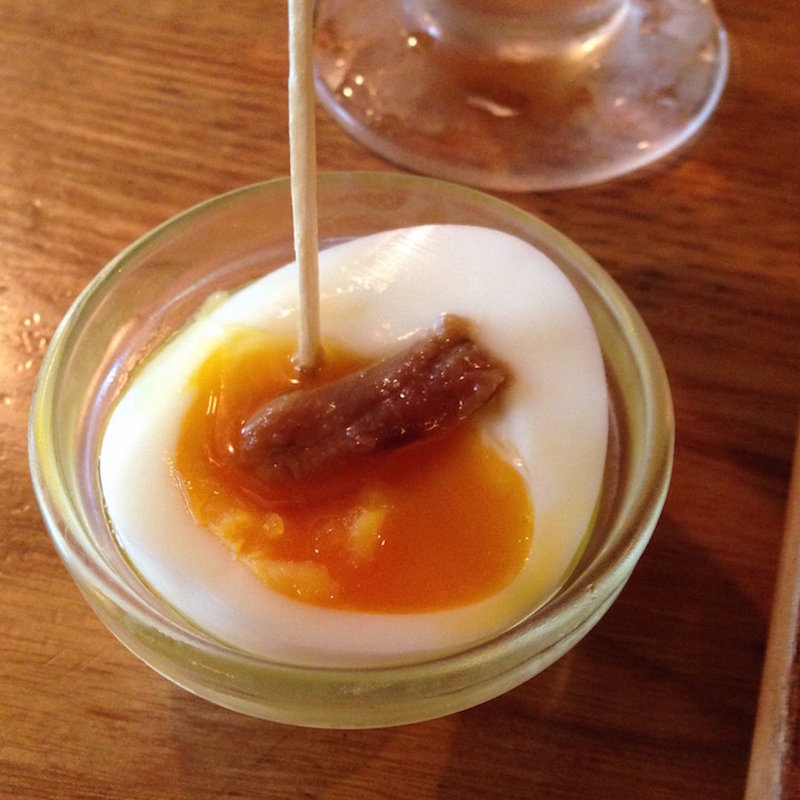 たまごのアンチョビのせ(イル ランポ （IL LAMPO）)