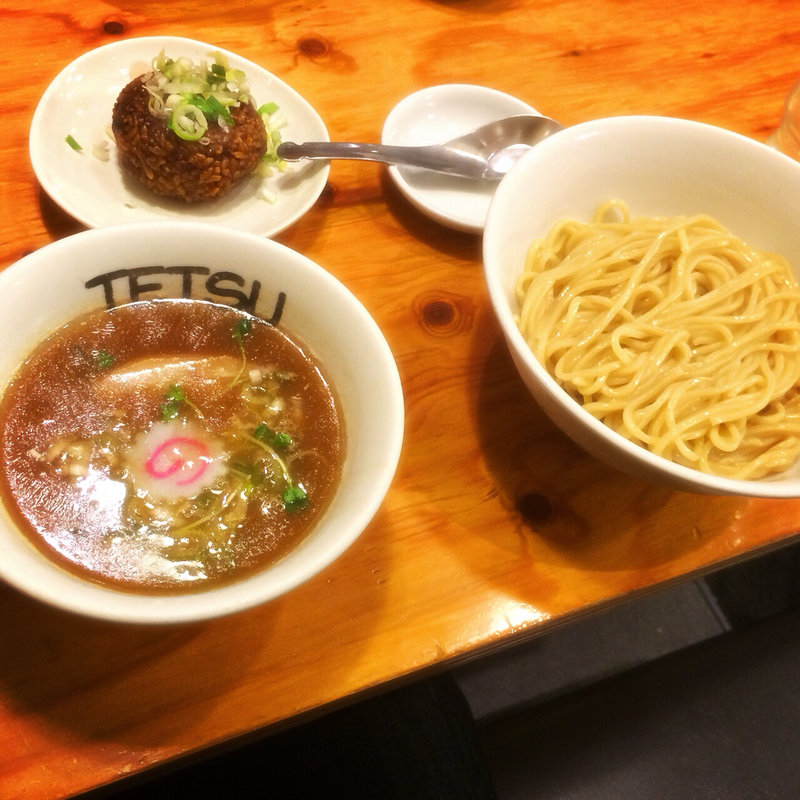 つけめん（冷盛）＋ 肉おこわ(つけめんTETSU さいたま特別版)