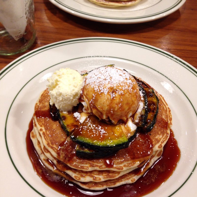 パンケーキwithキャラメルパンプキン&ホイップクリーム(Brooklyn Pancake House)