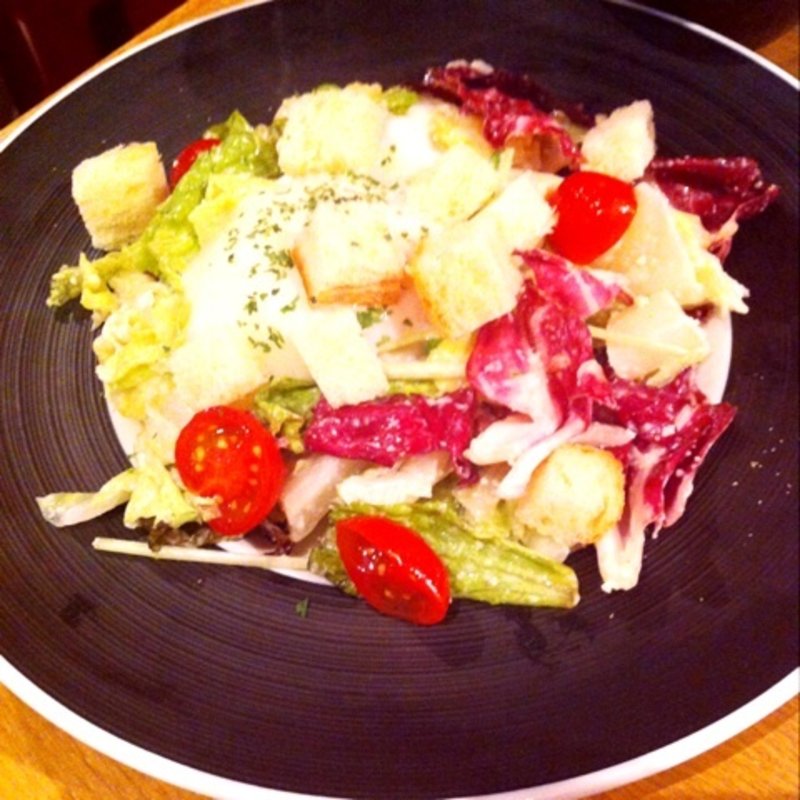 シーザーサラダ(コート・ド・ルージュ ロティ)