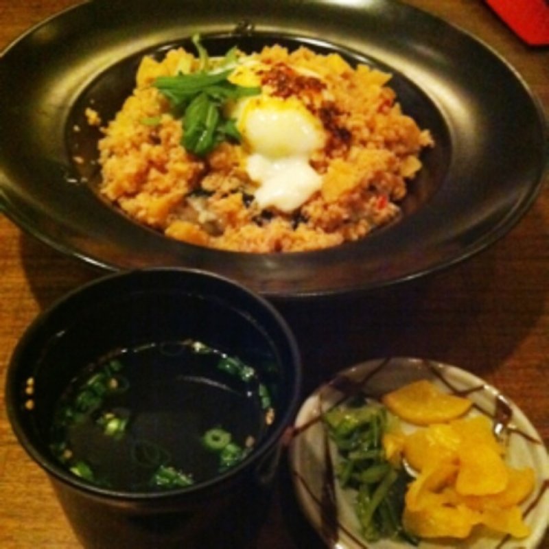 味噌ラー油のコーチンそぼろ丼(鶏匠庵 ルミネ池袋店)