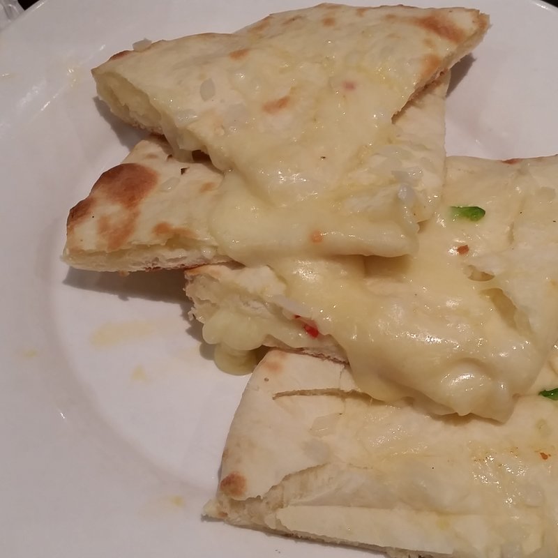 チーズナン(まさらダイニング （マサラダイニング）)