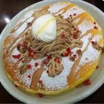 パンケーキ　モンブラン(カフェ アクイーユ 恵比寿)