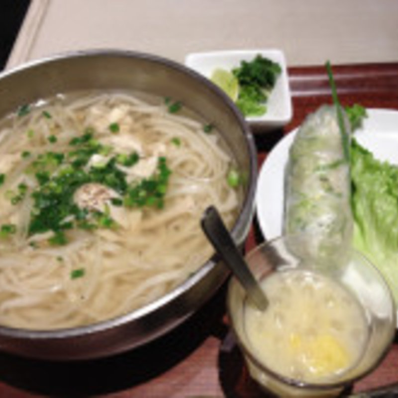 生春巻き付きフォーセット(バインセオ サイゴン 有楽町店 )