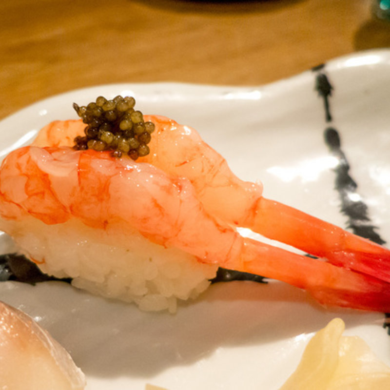 生甘海老キャビアのせ(板前寿司 六本木店 )