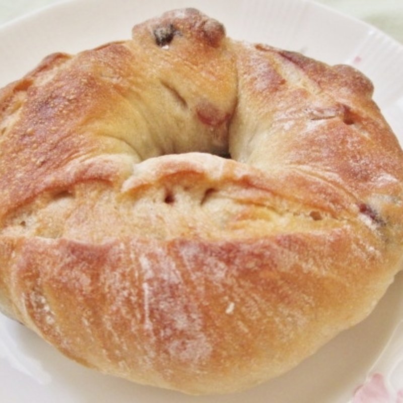 チェリーとカシューナッツの王冠(ラ・テール 渋谷　東急フードショー店1)