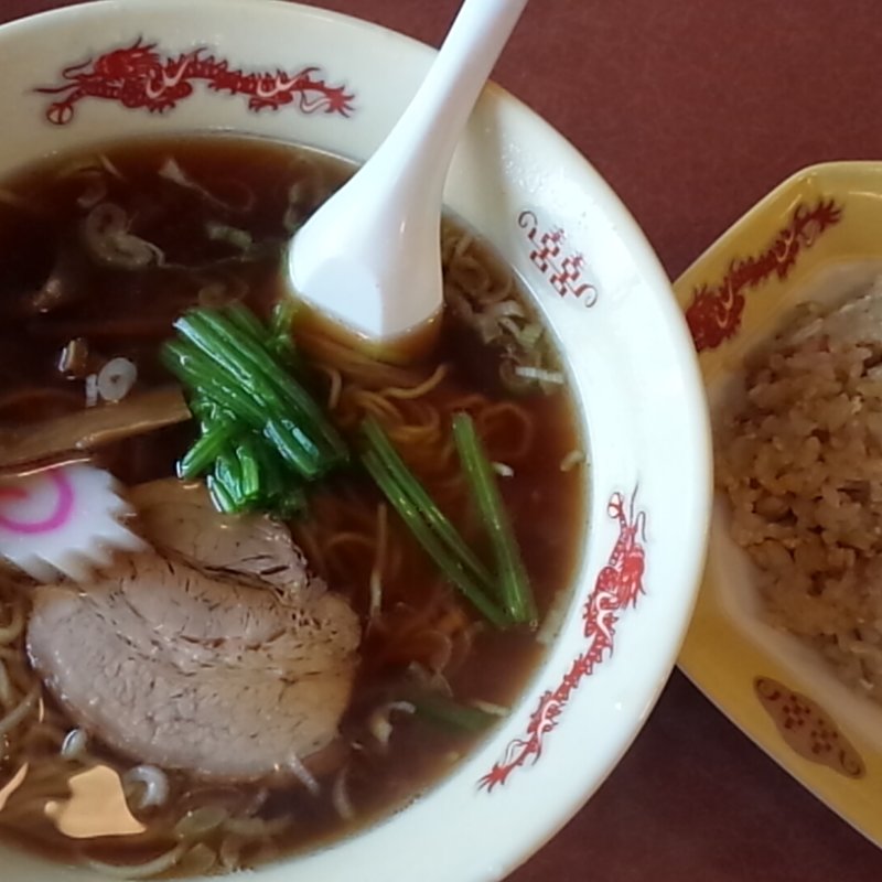 ラーメン＆半チャーハンセット(大鵬本店)