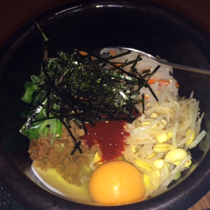 石焼ビビンバ(シジャン 梅田阪急三番街店 （Shijan）)