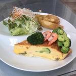 花野菜とシュリンプのキッシュプレート(ルナカフェ モザイクモール港北店 （Luna cafe）)