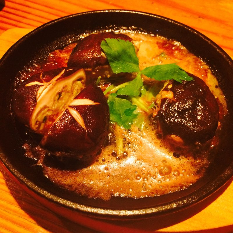 しいたけのバターしょうゆ焼き(夕焼け飯店)