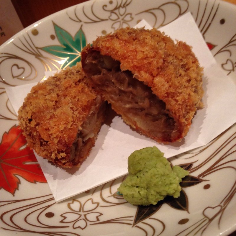 牛タンコロッケ(金舌)