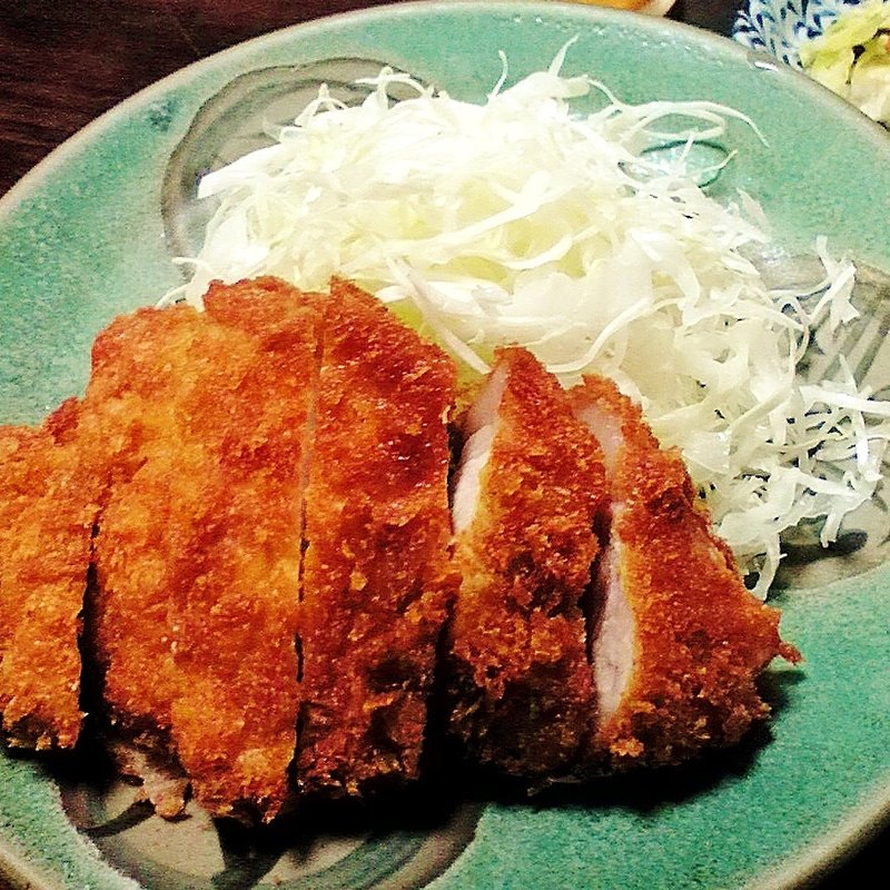 ロースかつ定食(かつ万)