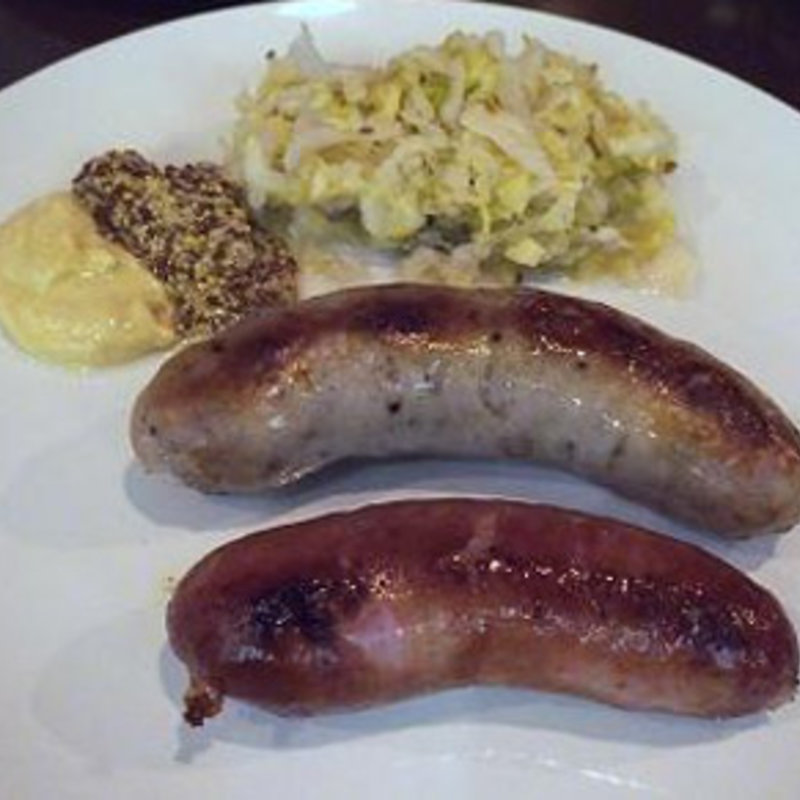 フランクフルトとシュークルート(ビストロ ヴァン ヴァン （Bistro Vin Vin）)